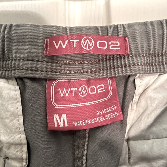Men's joggers - Picture 3 of 3